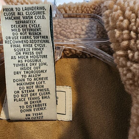 L.L. Bean Tan Goose Down Quilt Puffer Vest Size L Petite - Picture 3 of 10